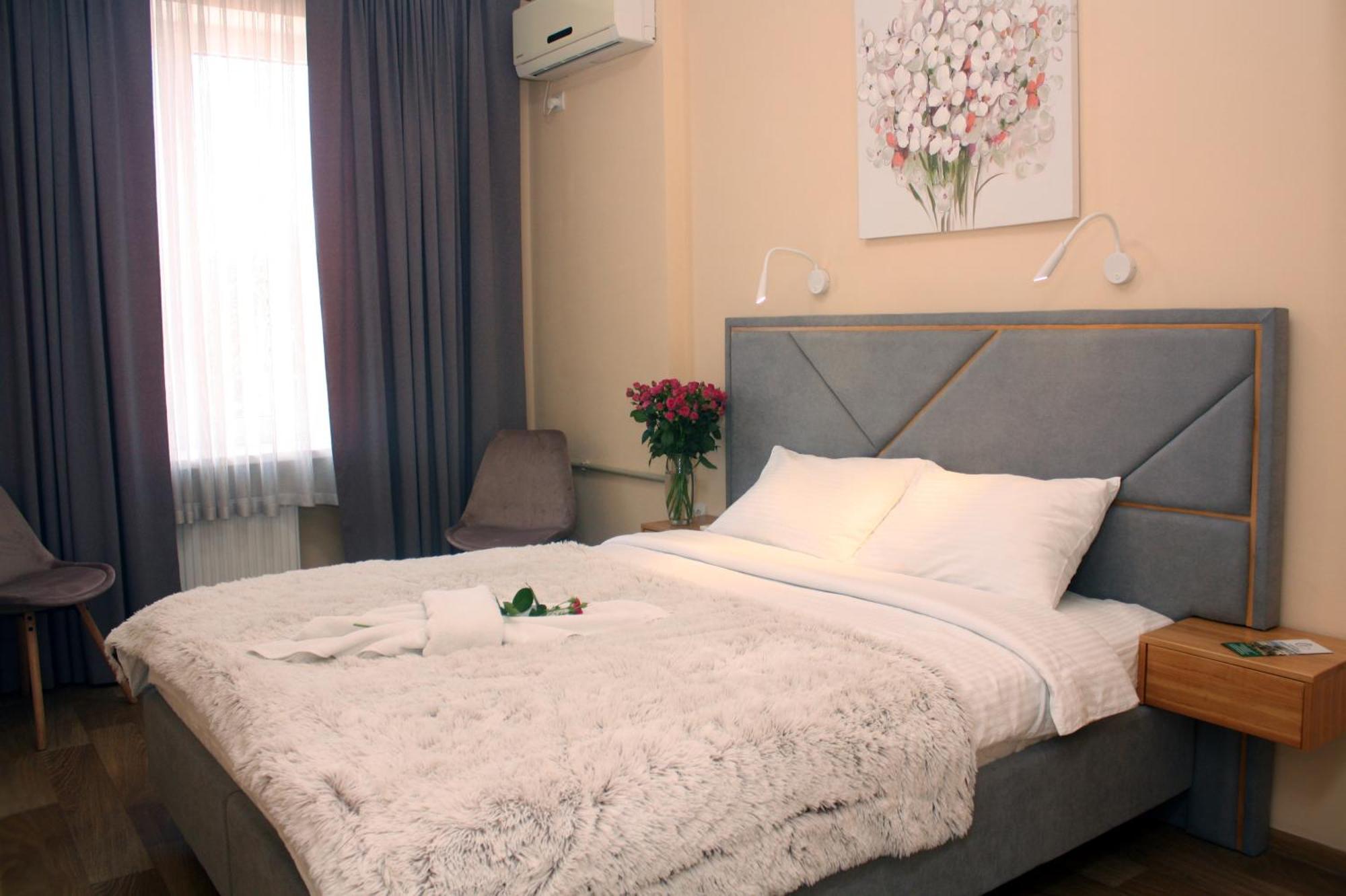 Centralny Hotel Krivij Rih Kültér fotó