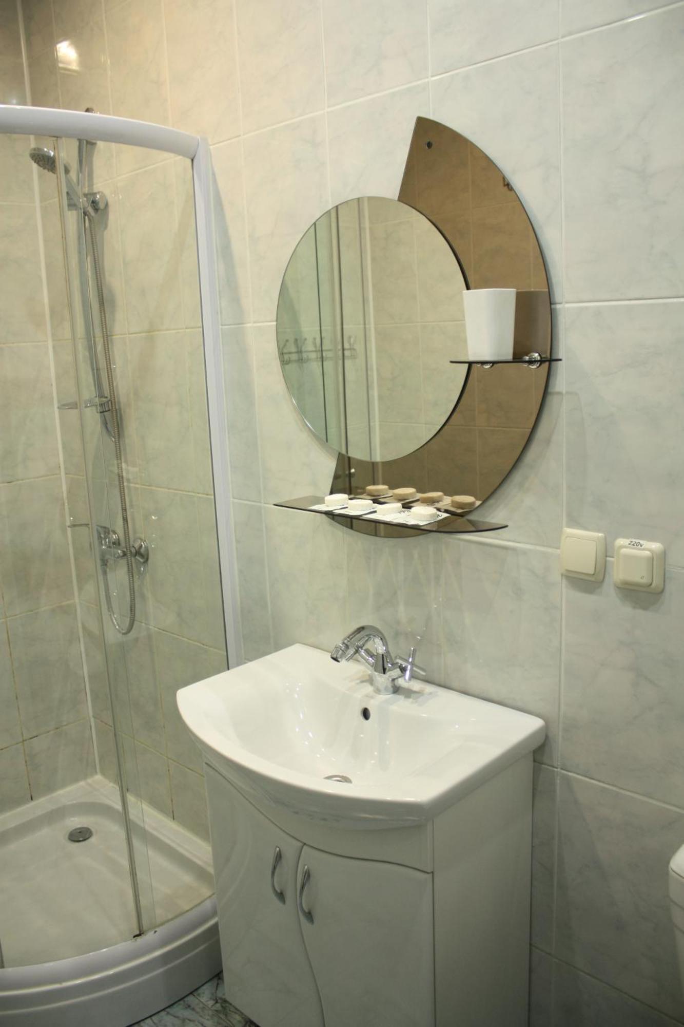 Centralny Hotel Krivij Rih Kültér fotó