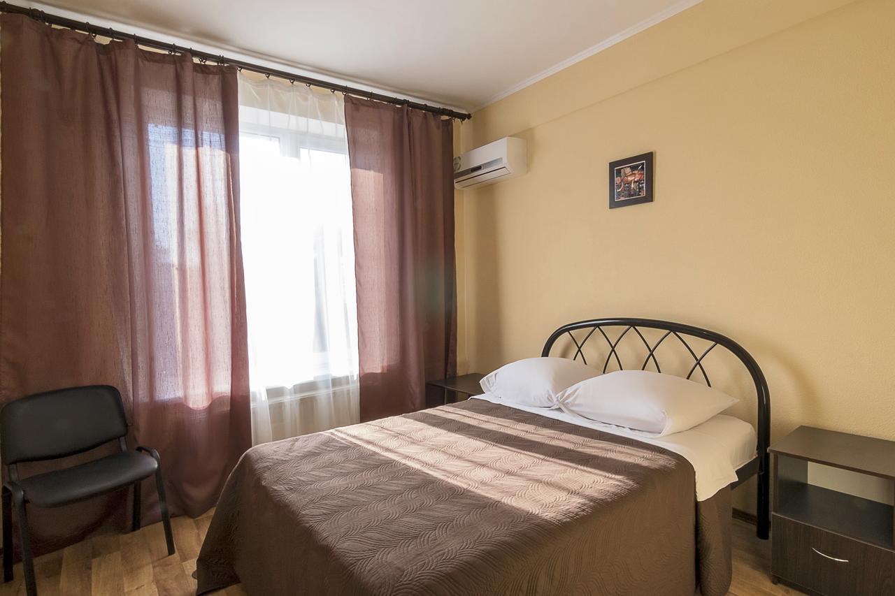 Centralny Hotel Krivij Rih Kültér fotó
